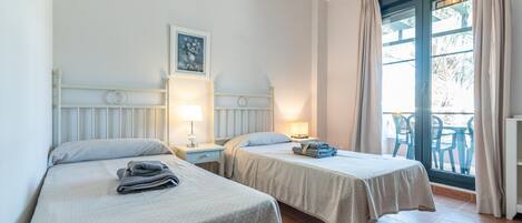 Leilighet | 2 soverom og strykejern/-brett