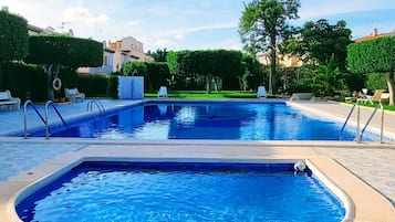 Apartemen | Kolam renang | Kolam renang outdoor
