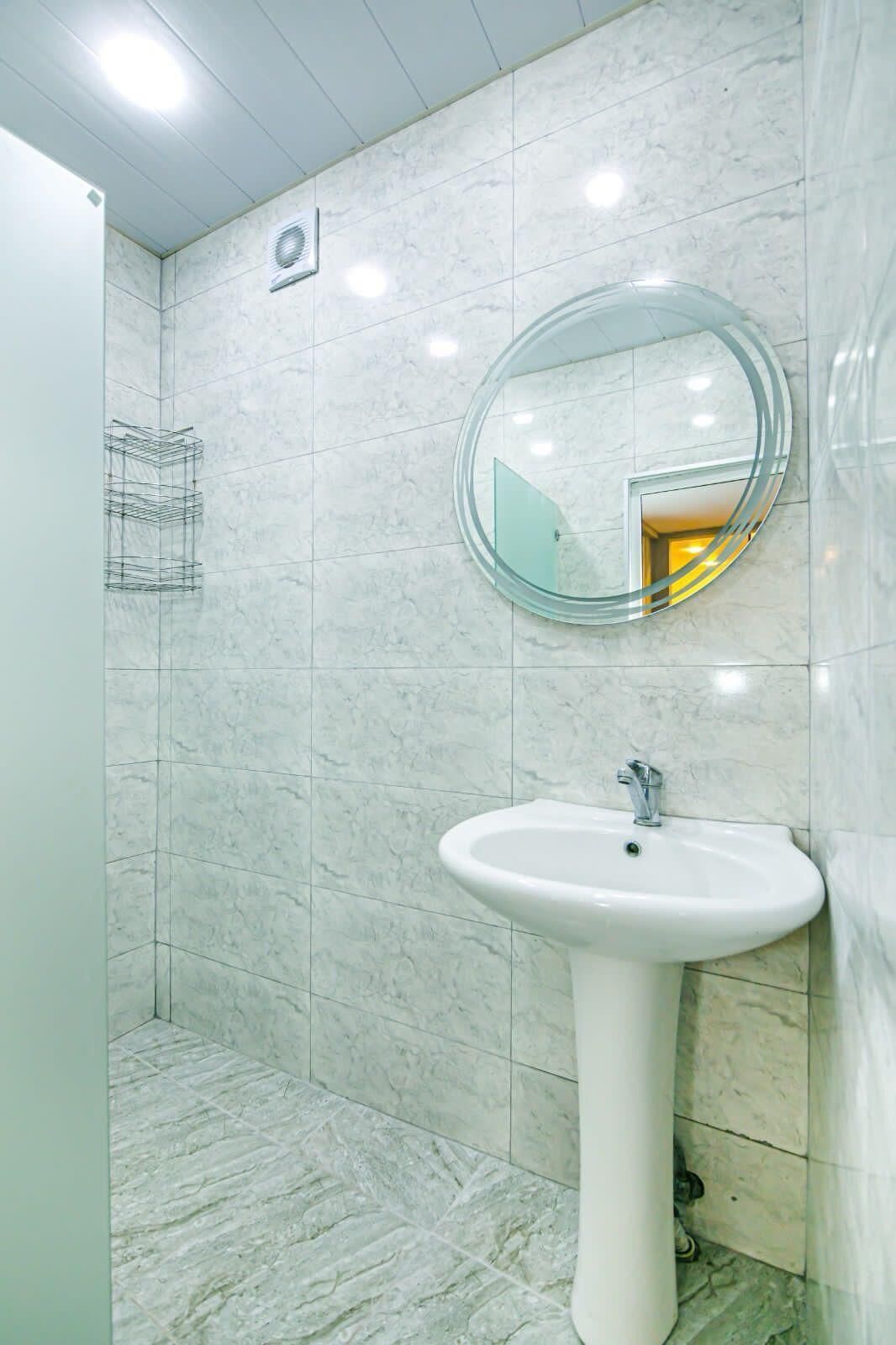 Hair dryer, bidet, towels, soap