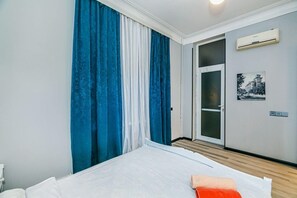 1 bedroom, iron/ironing board, WiFi, bed sheets - Apartment for Formula 1 / Watch to the race from Balcony (Bakı)