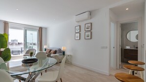 Apartment | Living room - Family Apartment With Balcony, Wifi (Ayamonte)