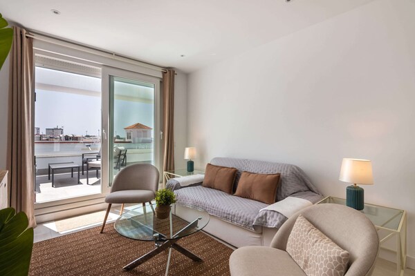 Family Apartment With Balcony, Wifi - Vila Real de Santo António