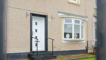 واجهة المنشأة