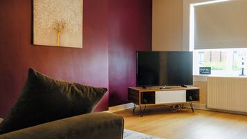 House, Patio | Living area | TV