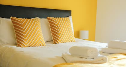 Register House - 4 bed 1 bath