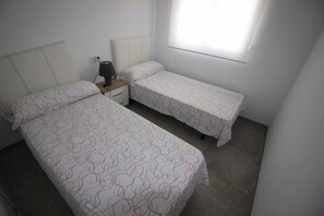 Appartement | 2 chambres, fer et planche à repasser