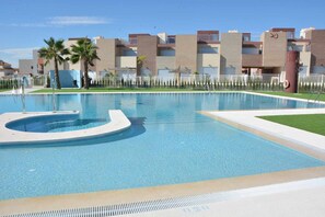 Pool - Apartment in Torrevieja for 4 Guests (Torrevieja)