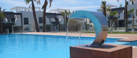 อพาร์ทเมนท์ | สระว่ายน้ำ