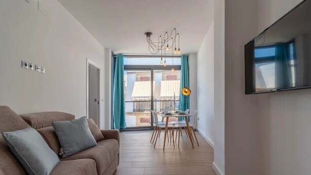 Apartment | Living room - Central Riverside Apartment for Couple (Ayamonte)