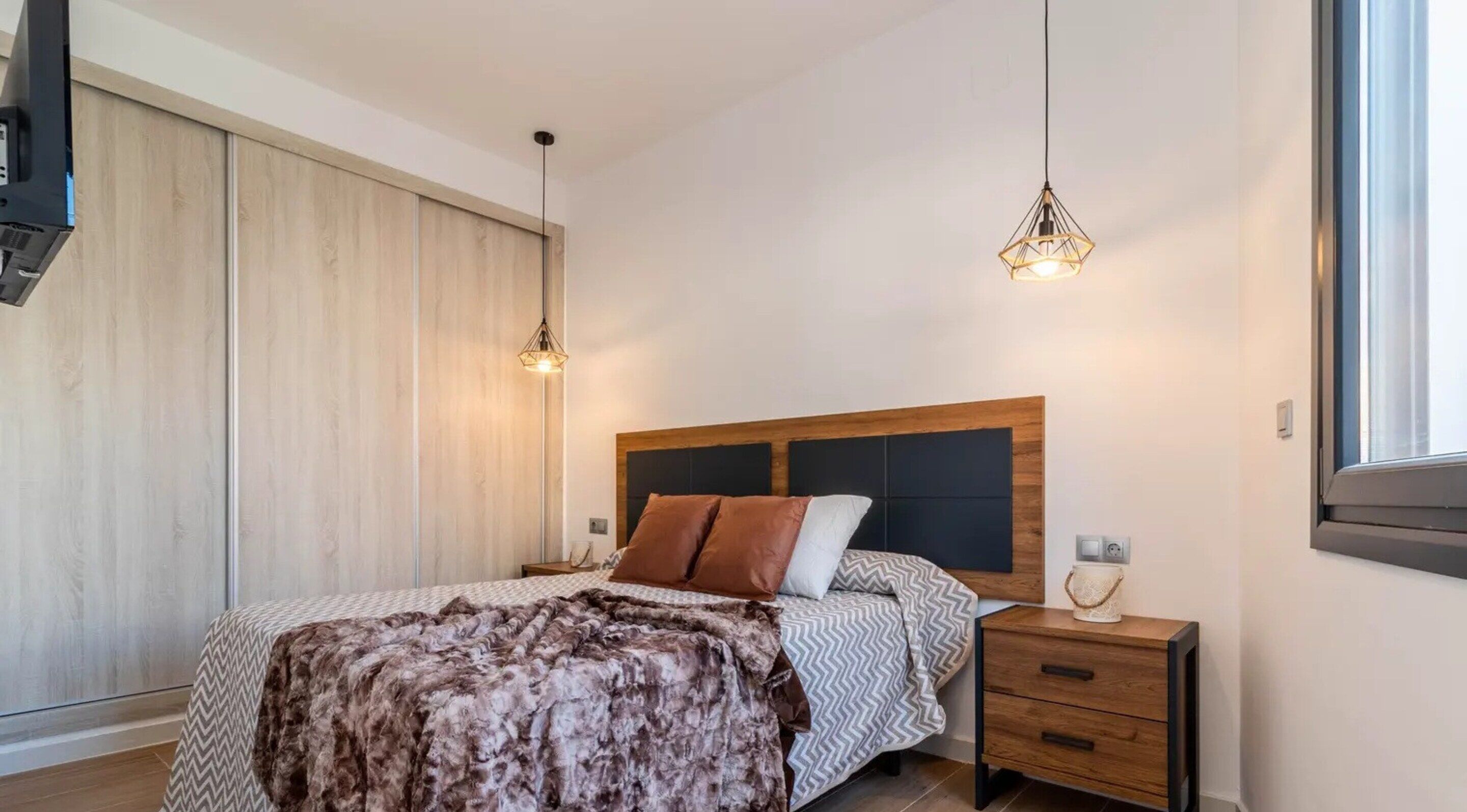 Apartment | 1 bedroom, iron/ironing board