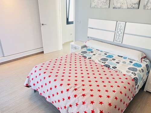 Apartment in Torrevieja for 5 Guests