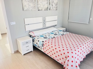 Maison | 3 chambres, fer et planche à repasser