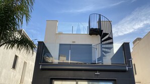 House | Exterior - Apartment in Torrevieja for 5 Guests (Torrevieja)