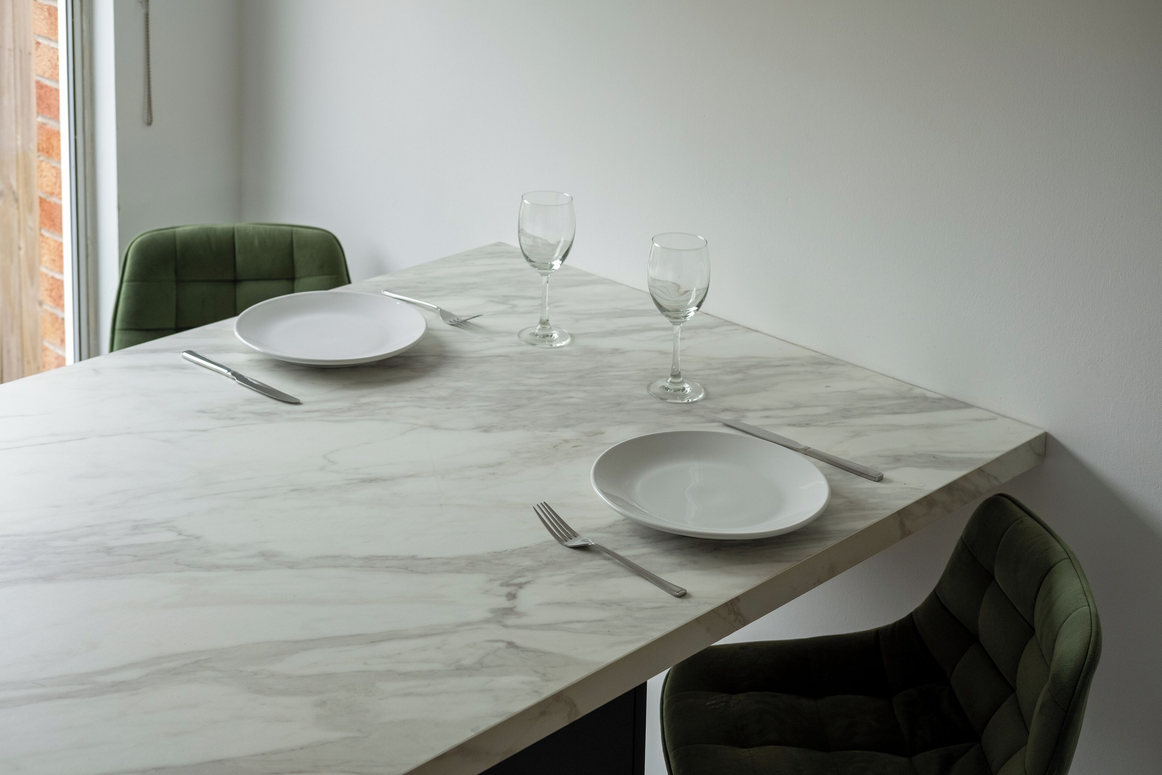 House | In-room dining