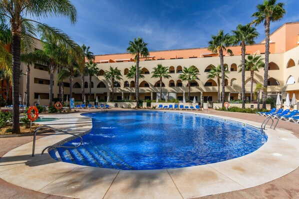 Apartment | Pool
