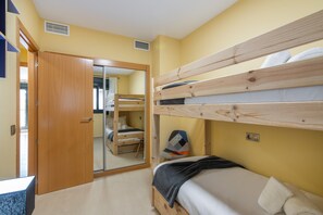 Apartment | 2 bedrooms, iron/ironing board