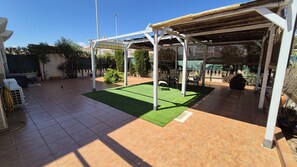 Apartment | Outdoor dining