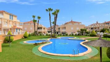 Apartment | Pool | Outdoor pool