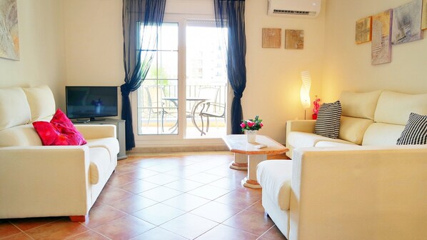 Apartment | Living room - Marina Apartment in Punta del Moral (Ayamonte)