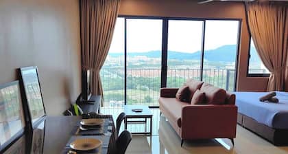 Cozy Studio in Shah Alam With Mountain View