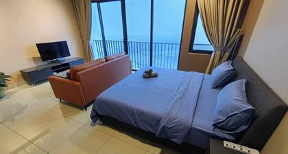 Cozy Studio in Shah Alam With Mountain View