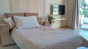 1 多间卧室、客房内保险箱、熨斗/熨衣板、免费 WiFi