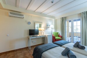 Apartment | 2 bedrooms, iron/ironing board