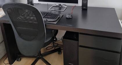 Room-welcome to the Center of Diemen