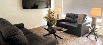 Cozy & Quiet • 2BR Near Dining