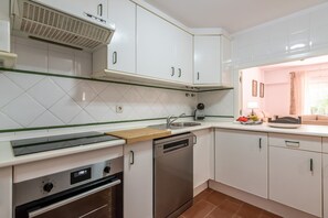 Apartment | Private kitchen