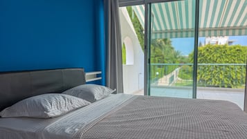 2 habitaciones, tabla de planchar con plancha, wifi y ropa de cama