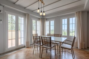 Apartment | Dining - Isla Canela Flat Near Sea (Ayamonte)