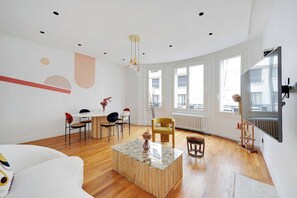 Apartment | Living area