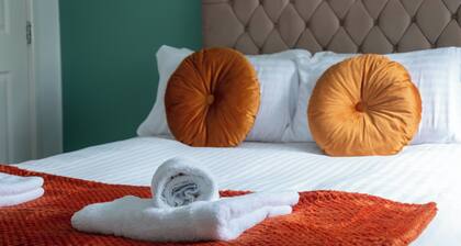 Modern Unit Cook Work in Comfort