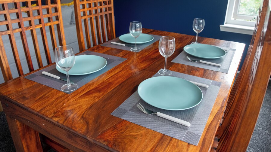 Modern Unit Cook Work in Comfort