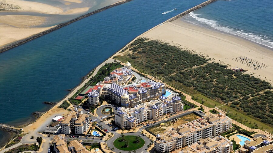 Stay Near Beach in Punta del Moral