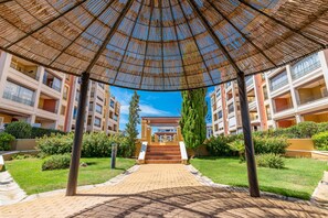 Apartment | Bahagian luar