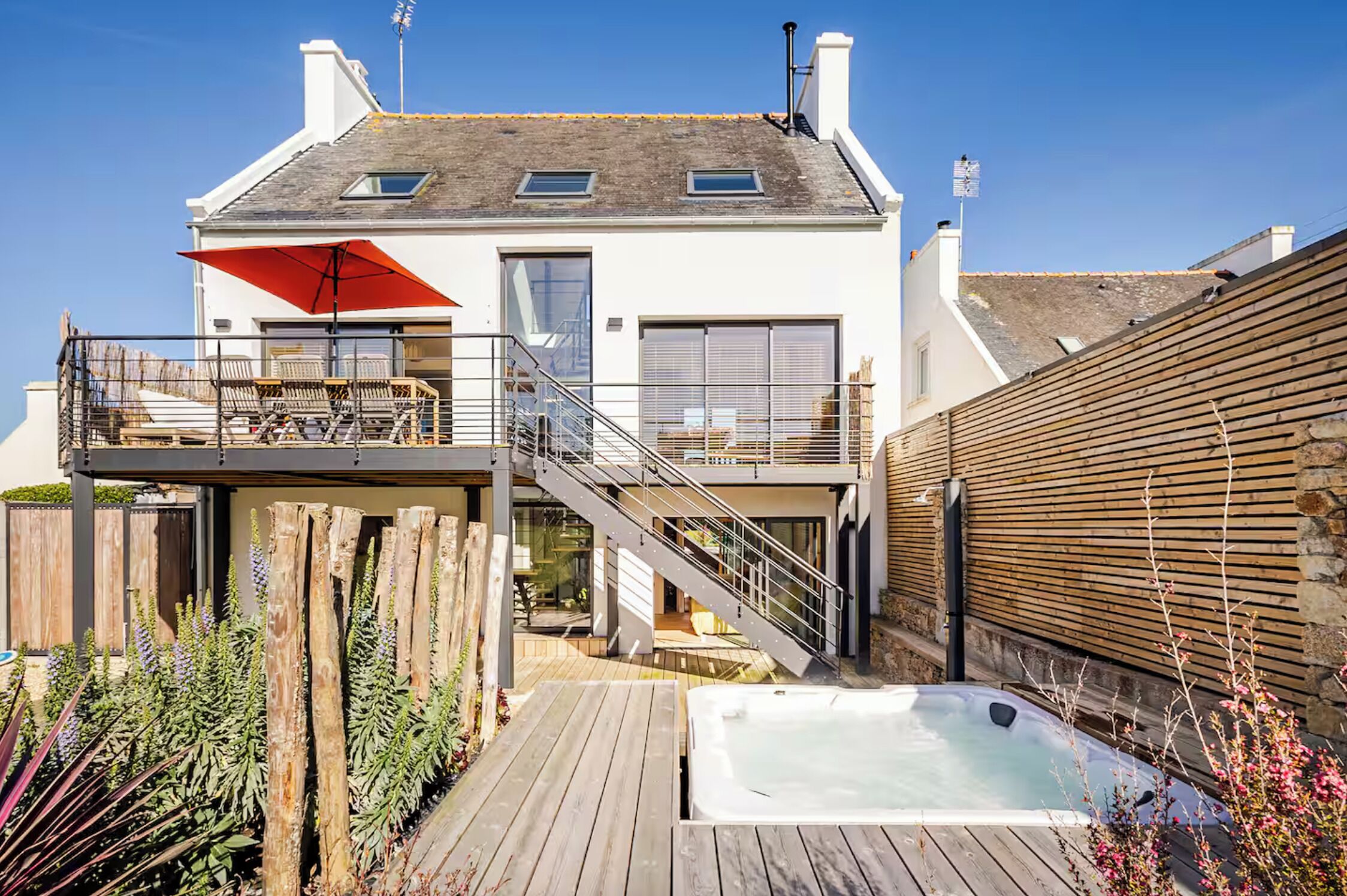Bain à remous extérieur