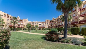 Unclassified image, 5 of 23, button - Cosy Apartment With Shared Pool (Ayamonte)