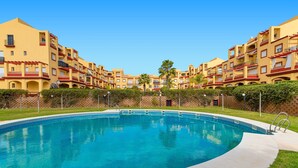 Apartment | Pool | Outdoor pool - Cosy Apartment With Shared Pool (Ayamonte)