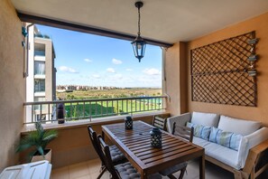 Apartment | Outdoor dining - Apartment in Isla Canela for 5 (Ayamonte)