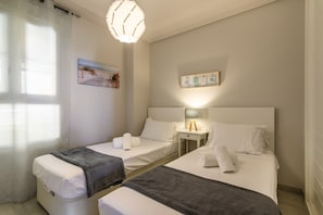 Apartamento | 2 quartos, ferros/tábuas de passar roupa