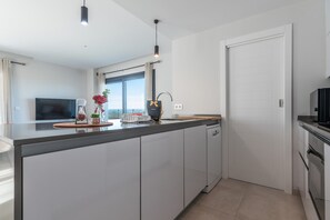 Apartment | Private kitchen - Spacious, Family-friendly Apartment (Ayamonte)