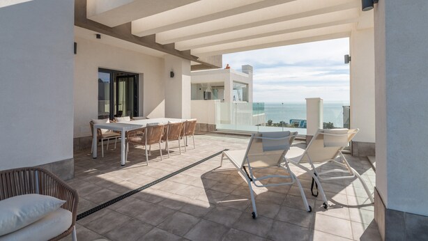 Apartment | Outdoor dining - Spacious, Family-friendly Apartment (Ayamonte)