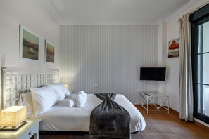 Apartment | 1 bedroom, iron/ironing board