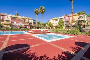 Appartement | Piscine | Piscine extérieure