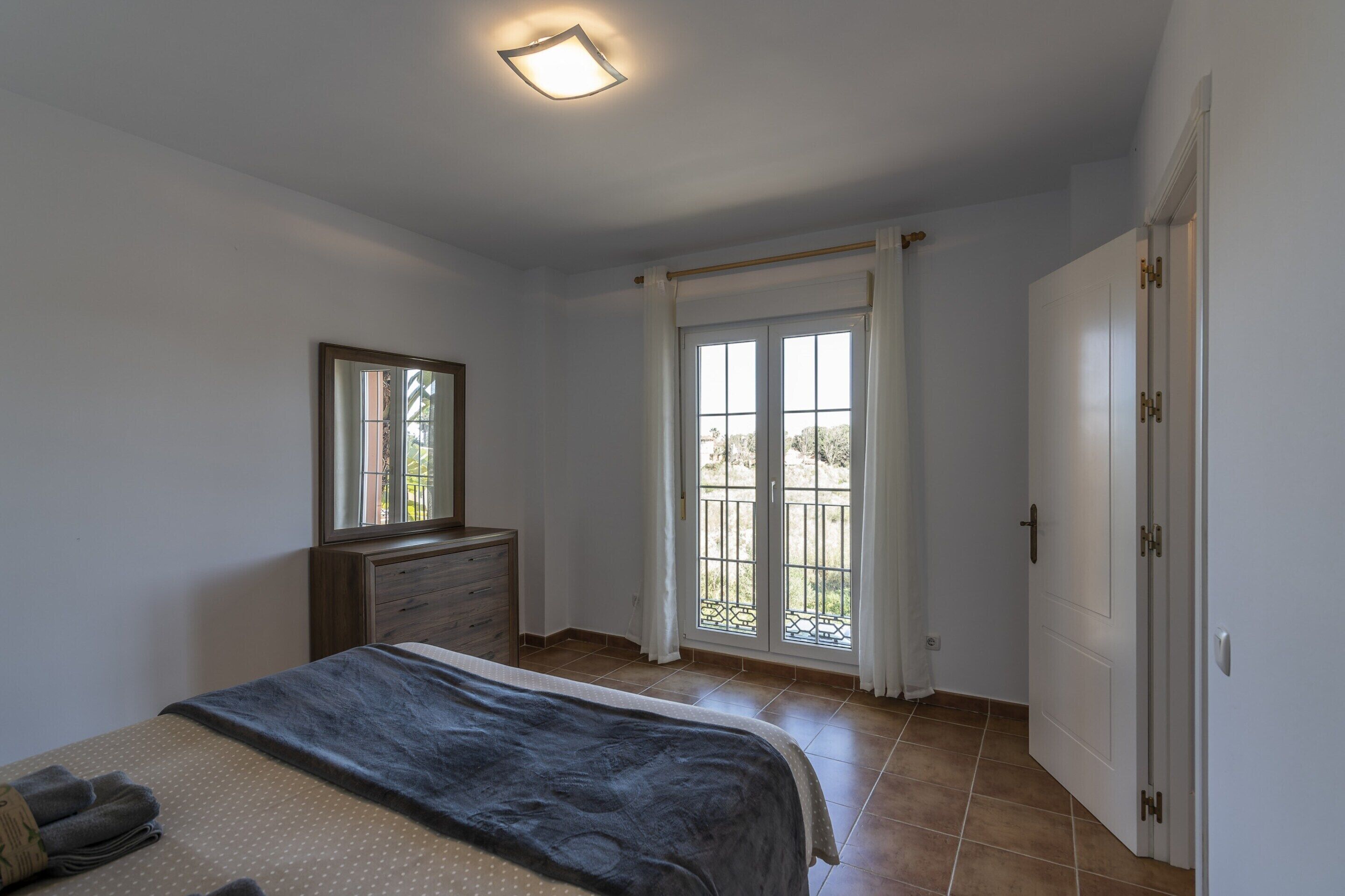 Apartment | 1 bedroom, iron/ironing board