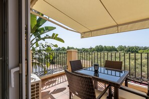 Apartment | Outdoor dining - Isla Canela Apartment With Pool (Ayamonte)