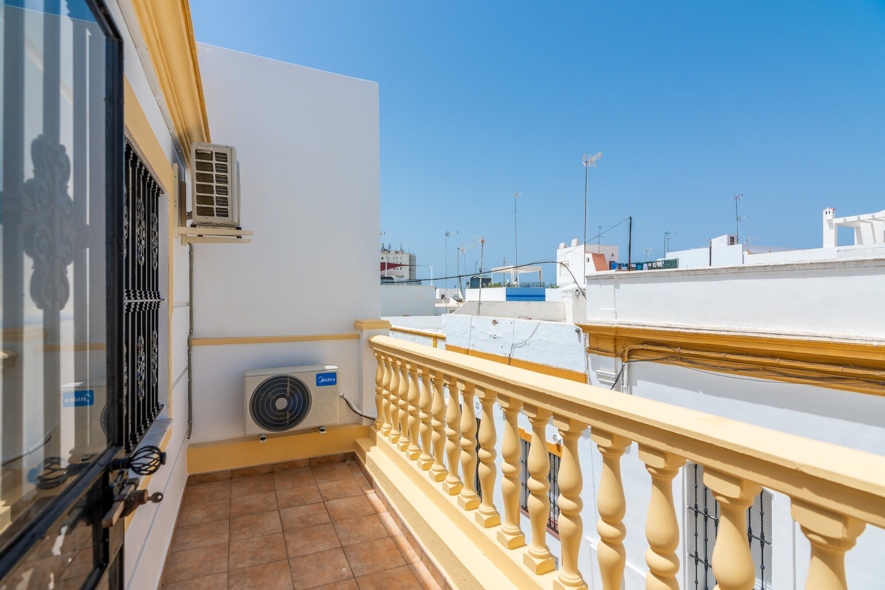 House | Property grounds