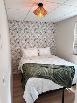 2 soverom, skrivebord, wi-fi og sengetøy